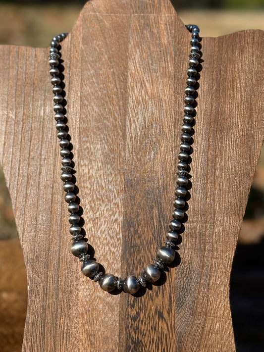 20” 6/7/8/12mm Sterling Silver Pearls With Pattern Pewter Saucers