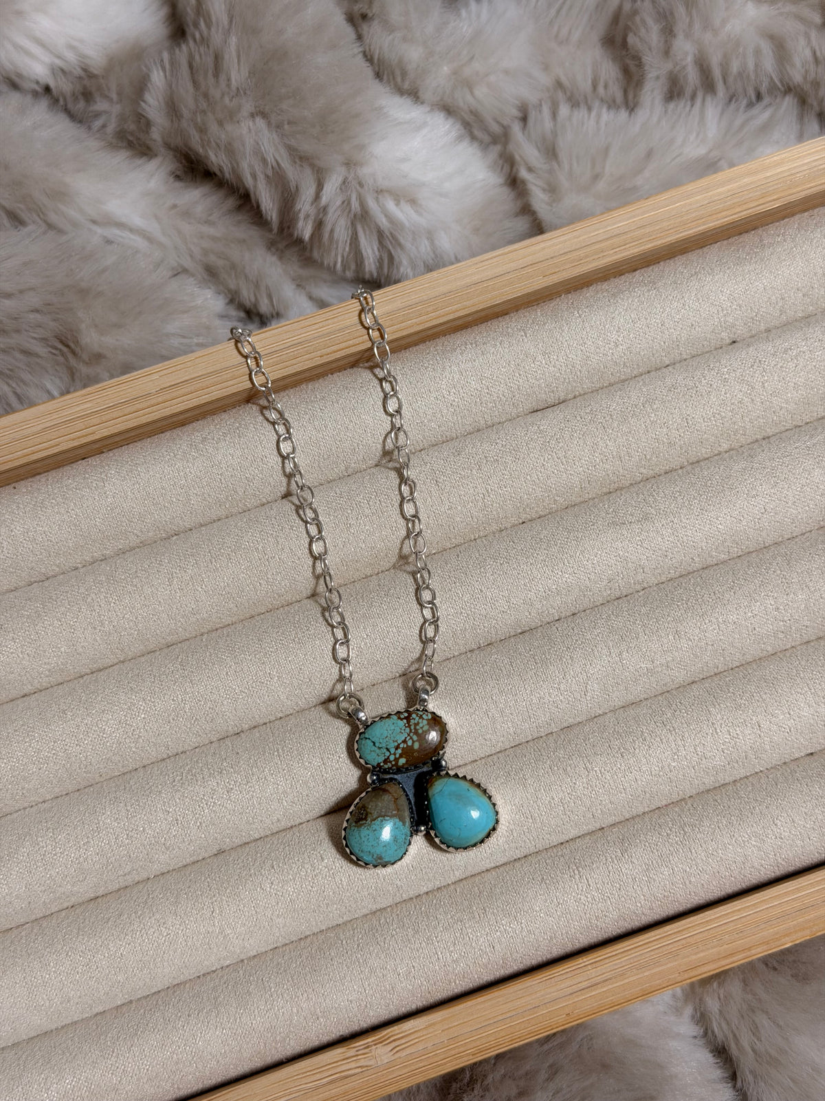 Mine 8 Turquoise Necklace