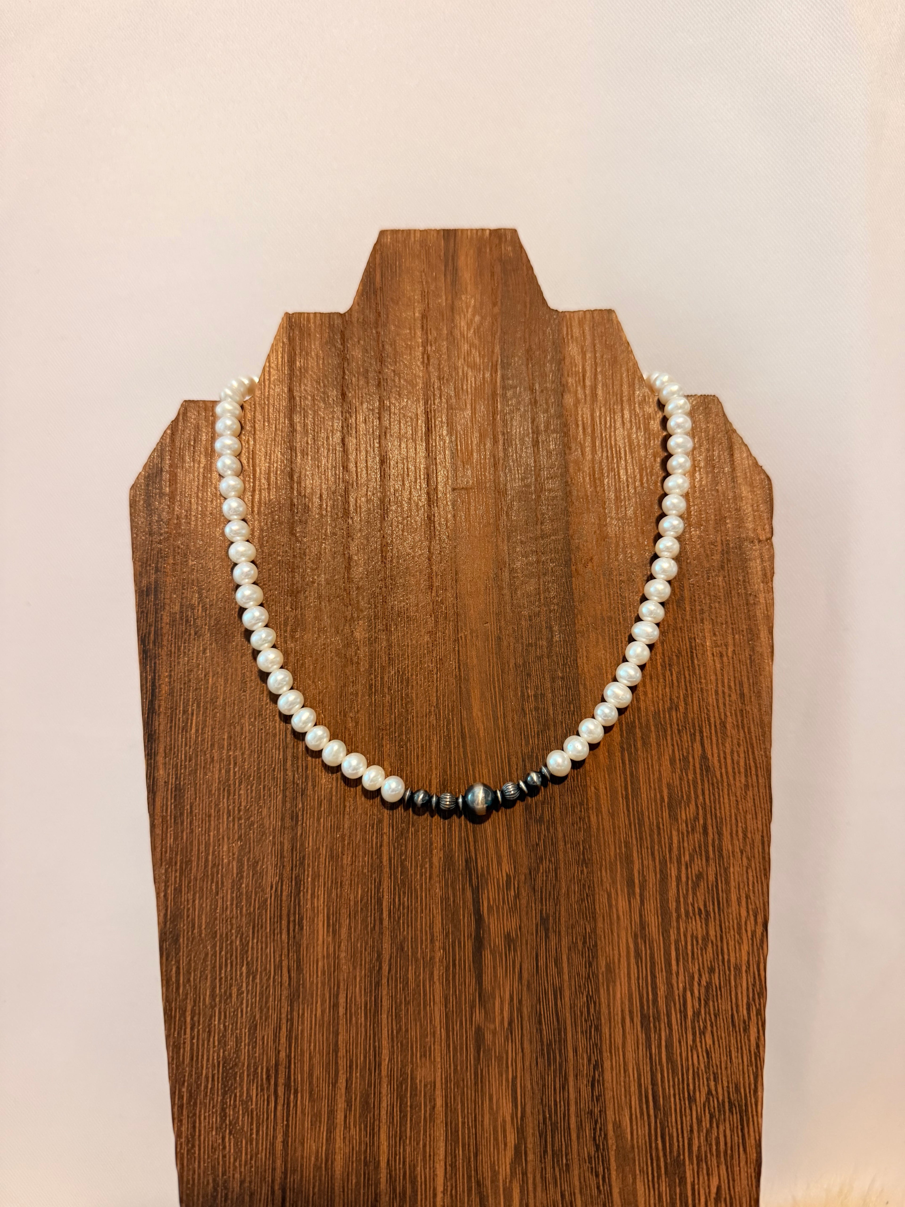 Freshwater Pearl Bar Choker